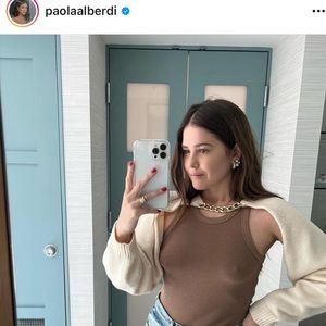 Beige oversized knit bolero